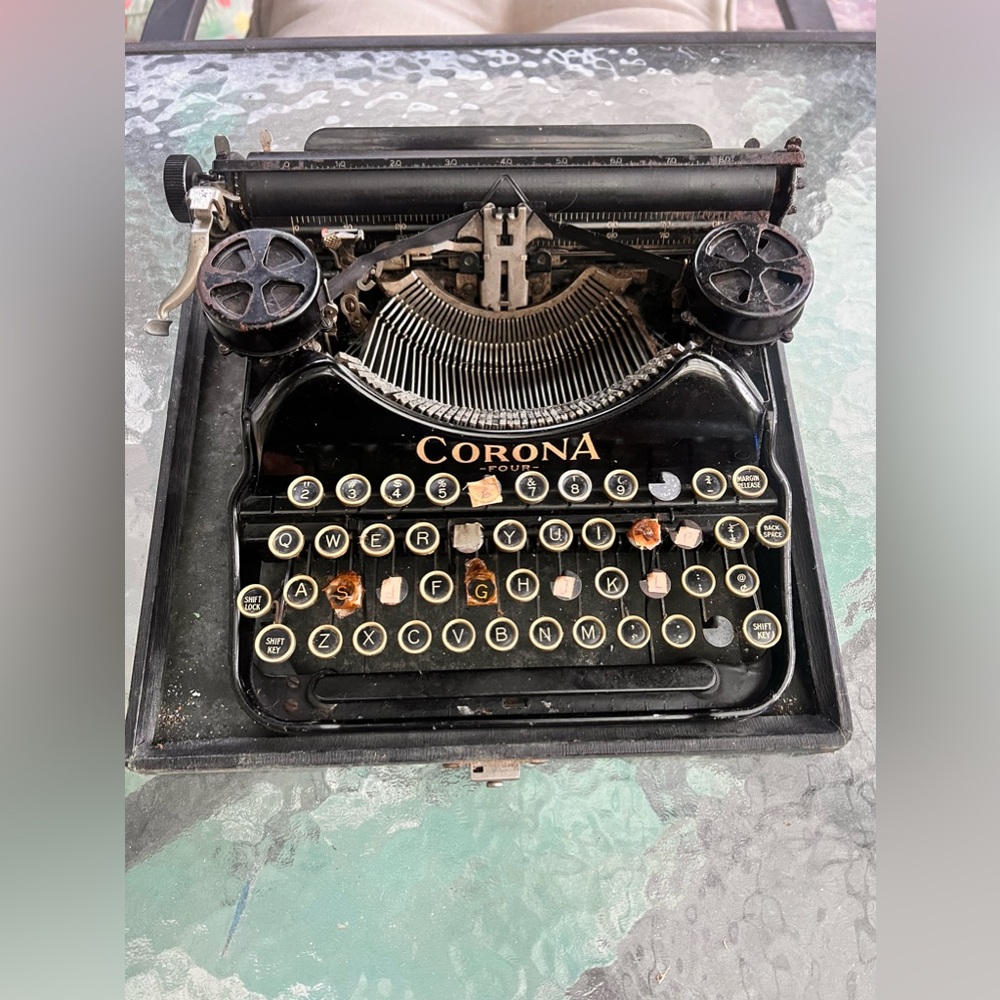Vintage Corona Typewriter